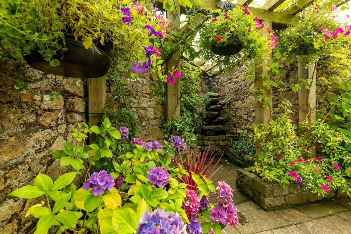 Step House Hotel Borris Εξωτερικό φωτογραφία